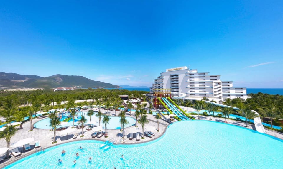 Property building, Aqua park