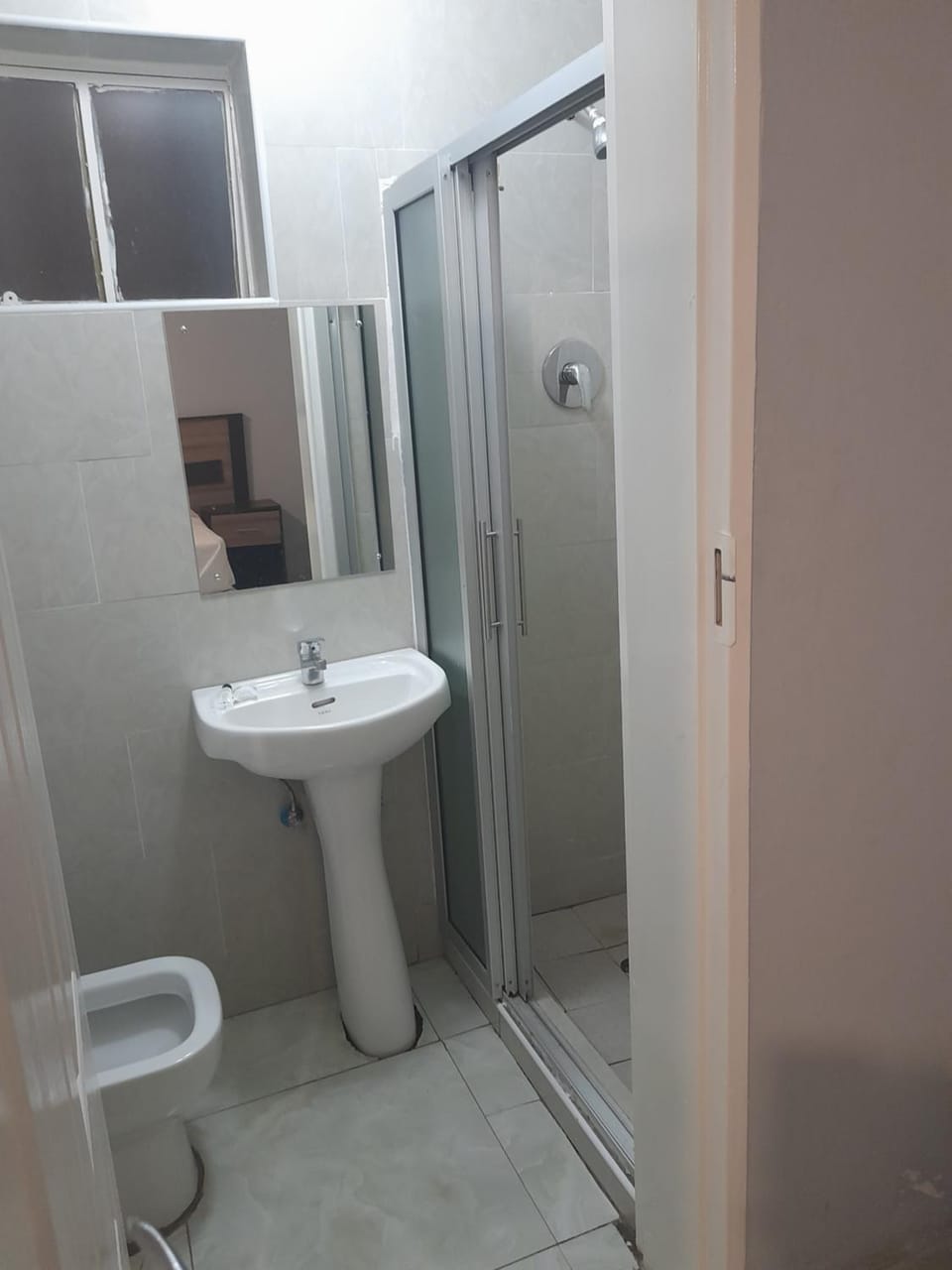 Fife Avenue Guest House Bed and Breakfast in Harare