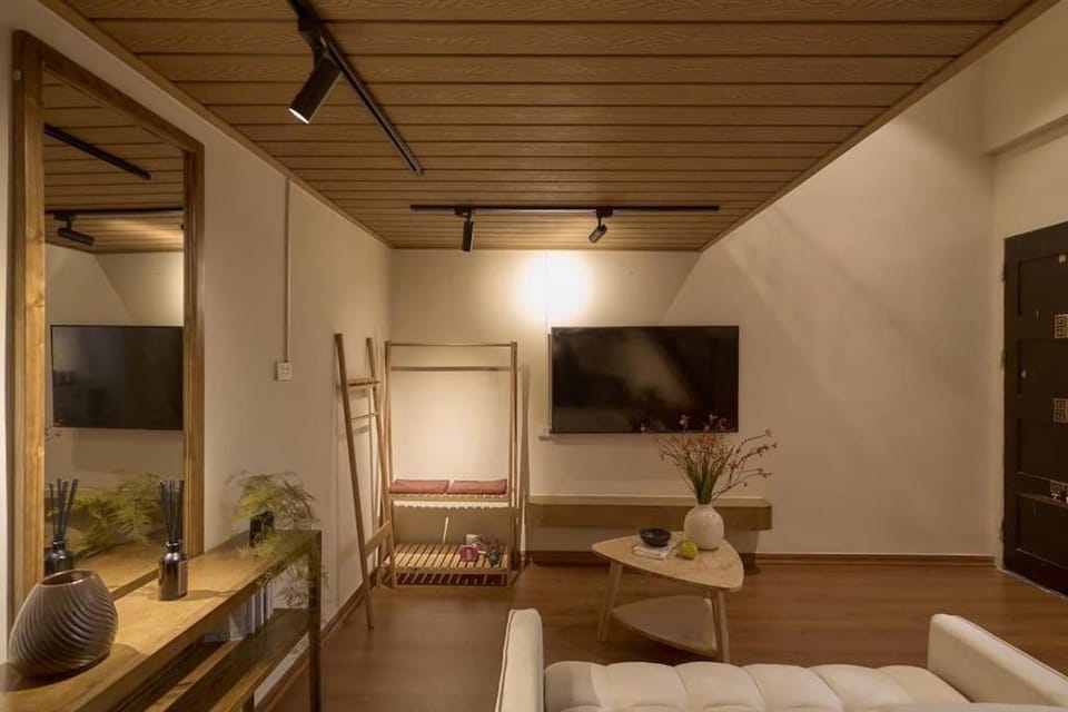 Old Quarter Attic Lucy Homee Hanoi Vietnam Apartment in Hanoi