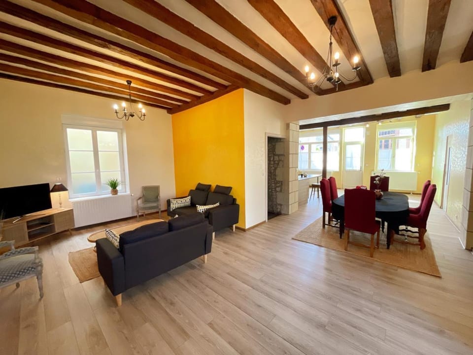 Gîte tout confort avec garage et WIFI à Preuilly-sur-Claise - FR-1-381-596 House in Centre-Val de Loire