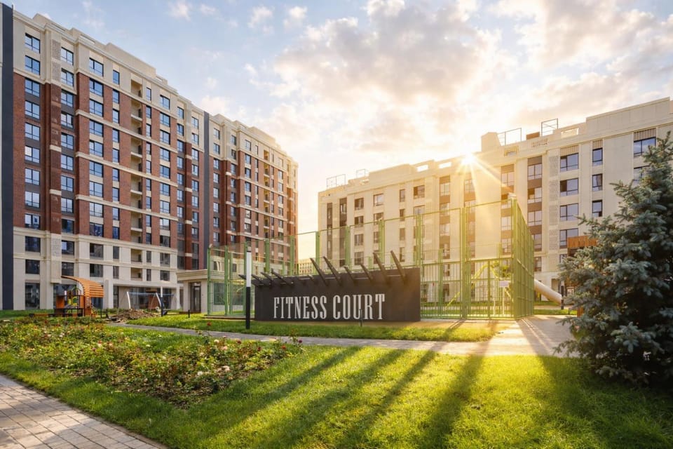 Property building, Day, Neighbourhood