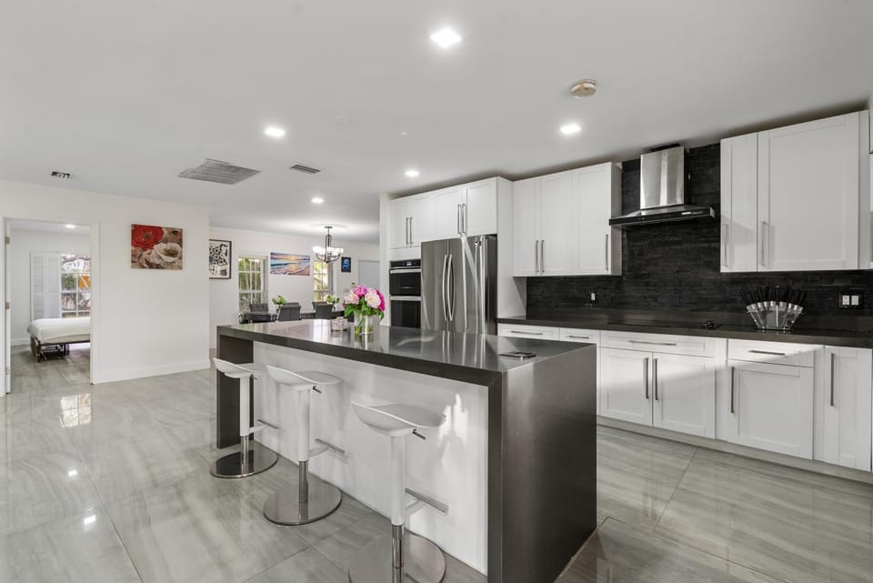Emerald Hills Haven Villa in Dania Beach