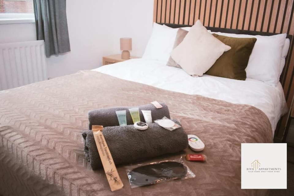Riya Apartments 2 Bedroom- Wifi-Free Parking Apartment in Newcastle upon Tyne