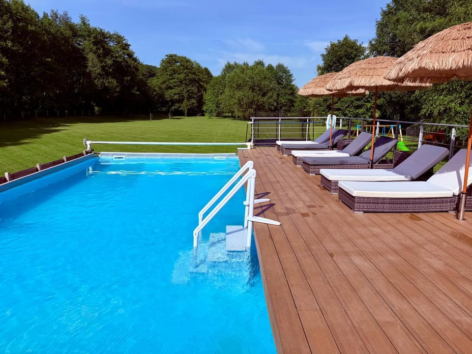 Pool view, Swimming pool