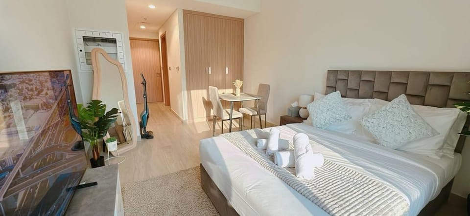 Elegant Studio Apartment In Meydan One Apartment in Dubai