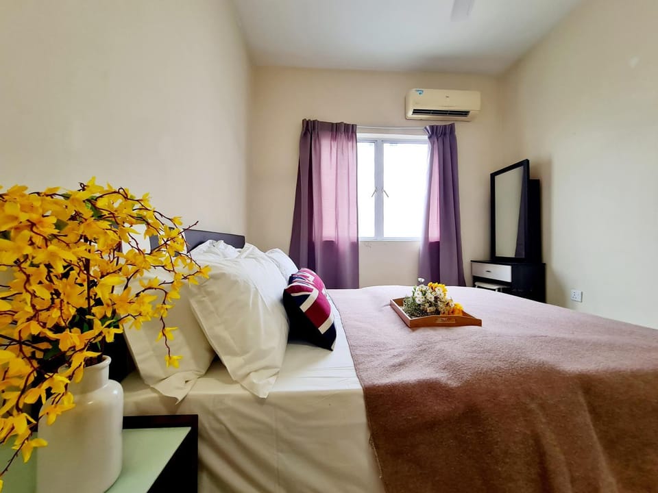 Bed, TV and multimedia, Photo of the whole room, Bedroom, air conditioner