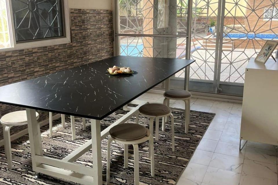 Sendou Cabano Villa Sleeps 6 with Parking Villa in Dakar Region, Senegal