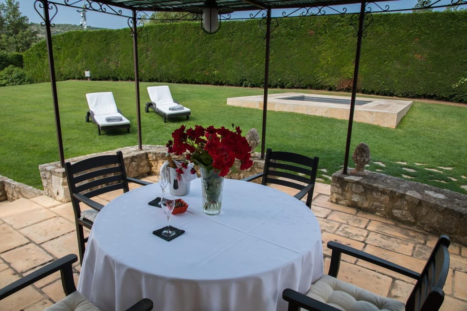 Patio, Garden, Garden view, Pool view, Drinks