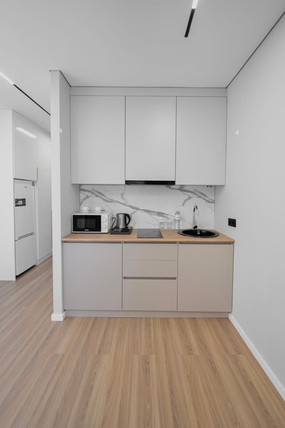 Kitchen or kitchenette, stove