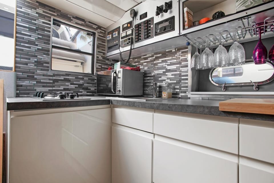 Kitchen or kitchenette, Living room