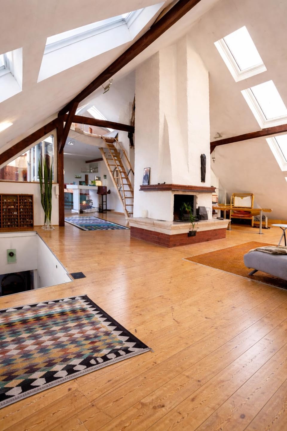 Kitchen or kitchenette, Living room, Photo of the whole room, Seating area, Bedroom