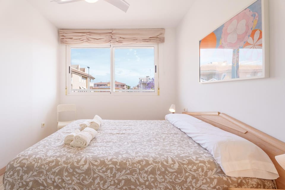 Property building, Living room, Bedroom