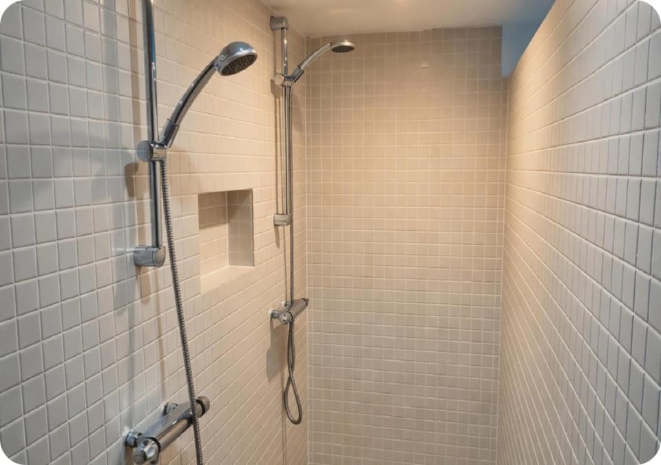 Sauna, Bathroom
