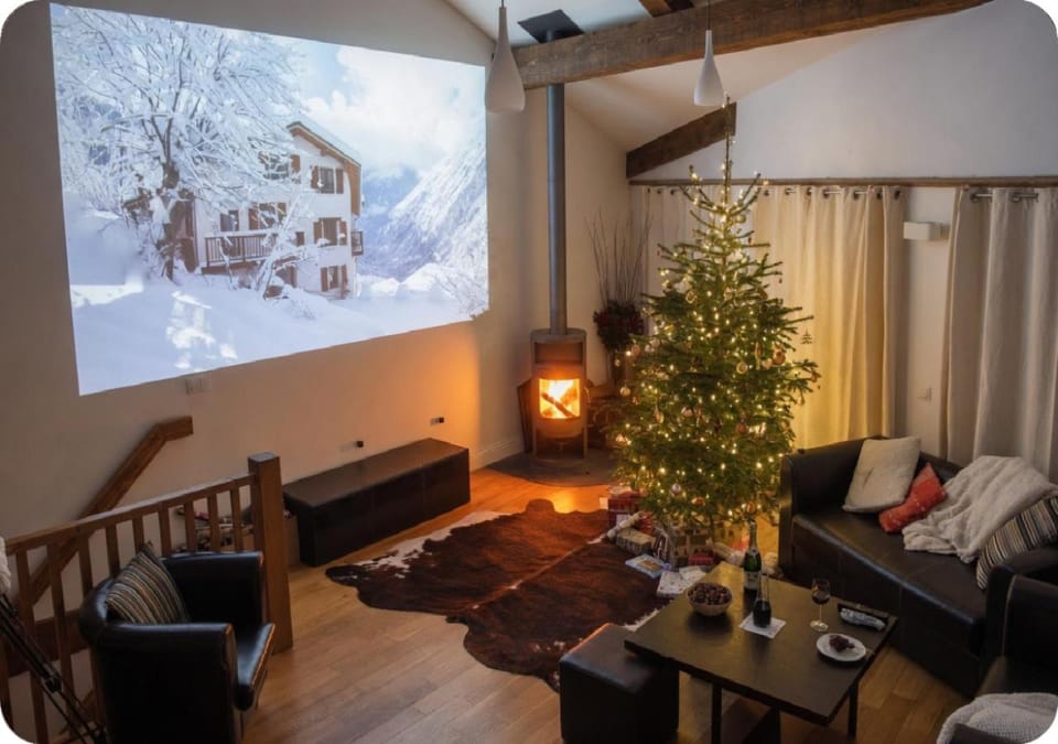Communal lounge/ TV room, TV and multimedia