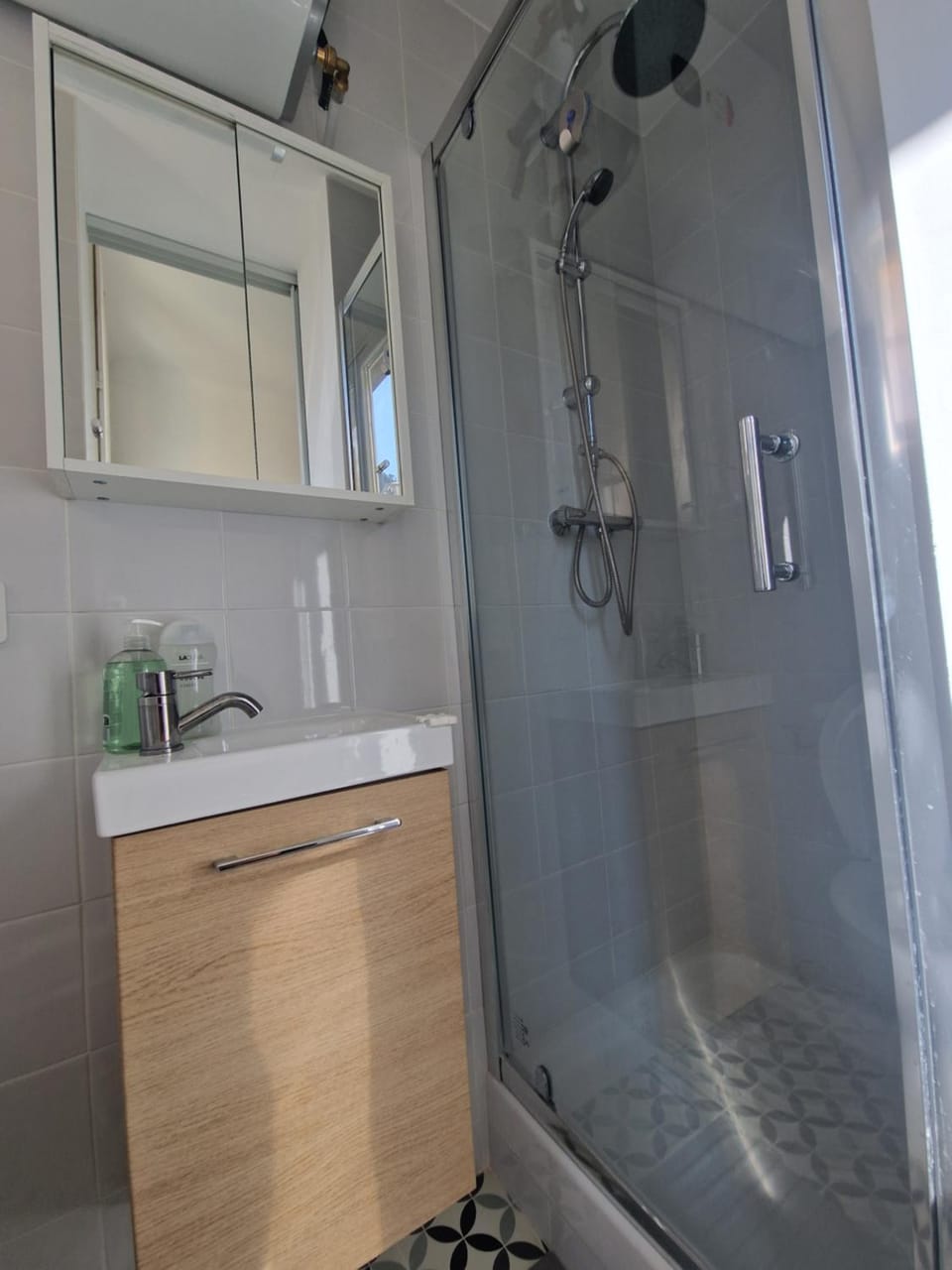 Shower, Bathroom