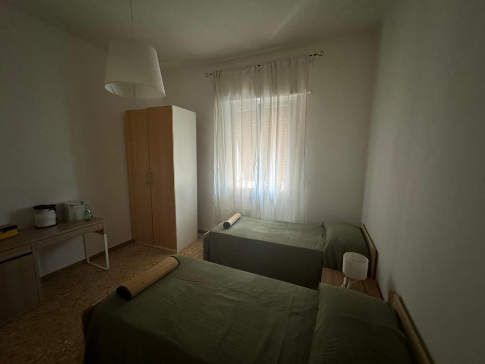 Pisa center train station Bed and Breakfast in Pisa