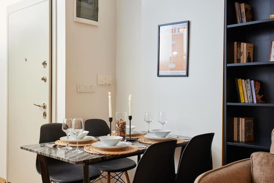 Library, Dining area