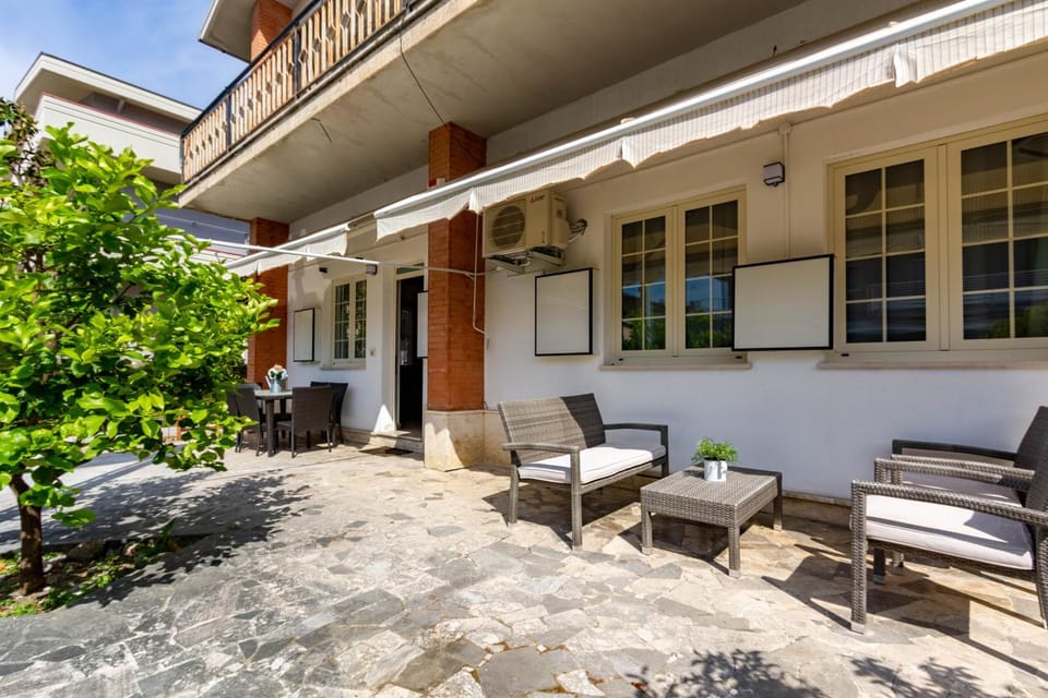 Property building, Patio