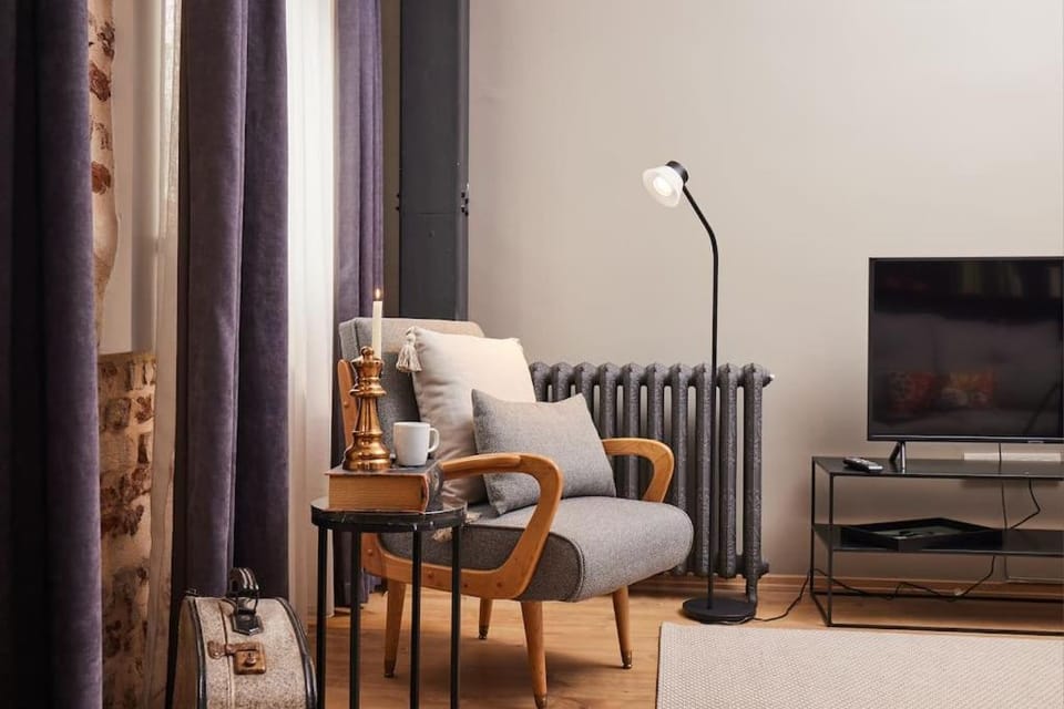 Communal lounge/ TV room, Seating area