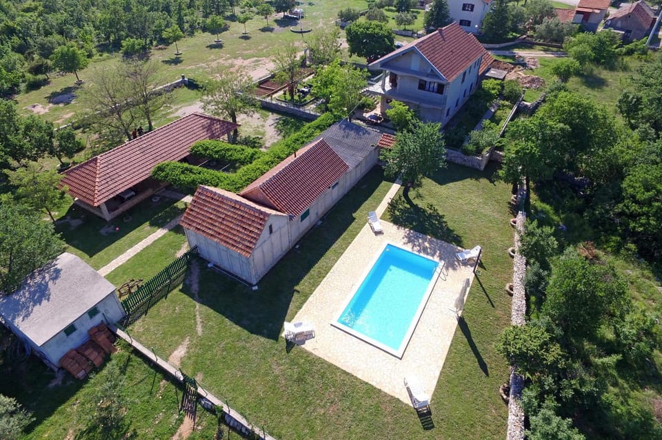 Bird's eye view, Pool view, Swimming pool
