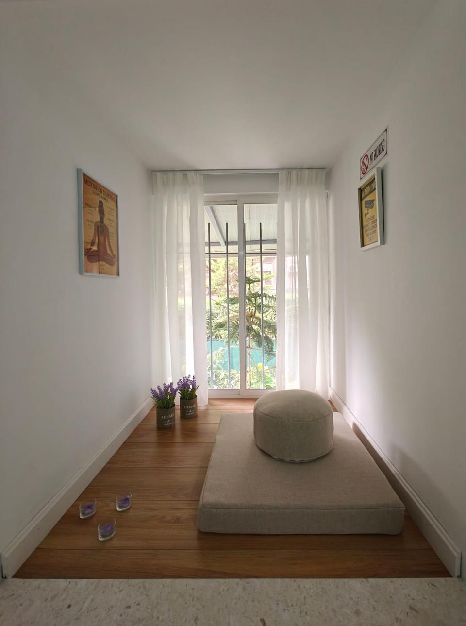Seating area, Garden view
