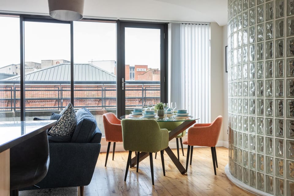 View (from property/room), Balcony/Terrace, Living room, Dining area
