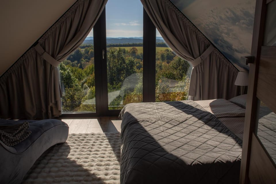 Bed, Natural landscape, View (from property/room), Photo of the whole room, Seating area, Bedroom