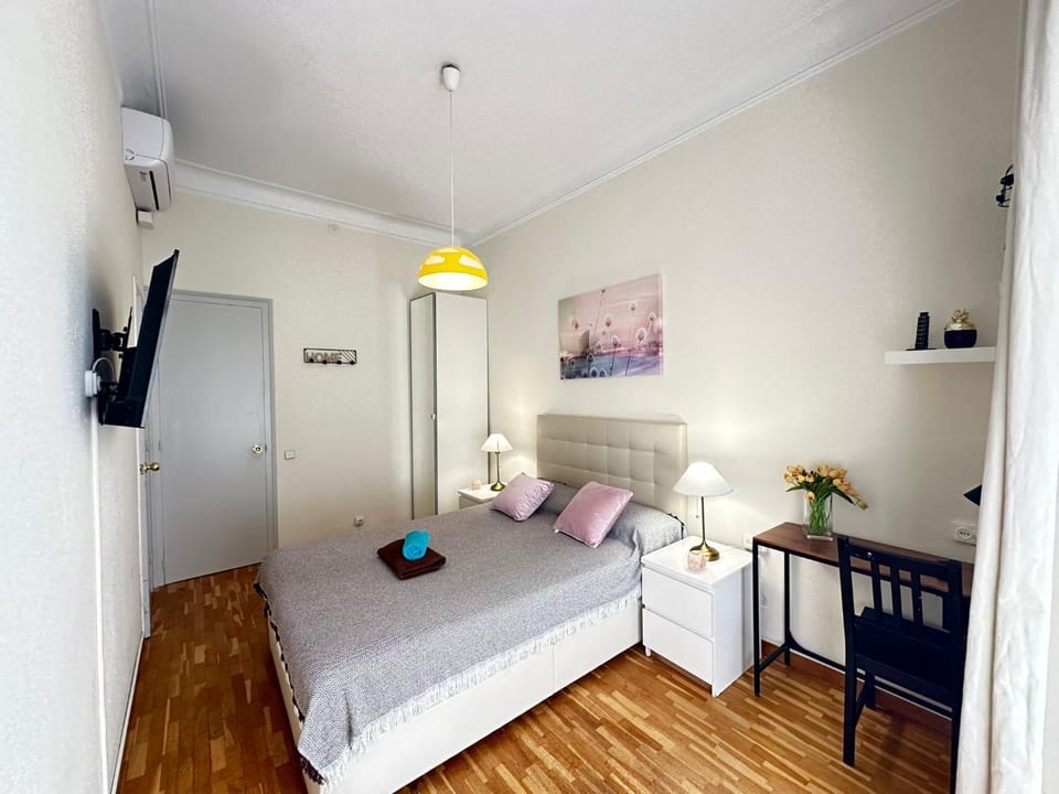 Rooms Aribau Bed and Breakfast in Barcelona