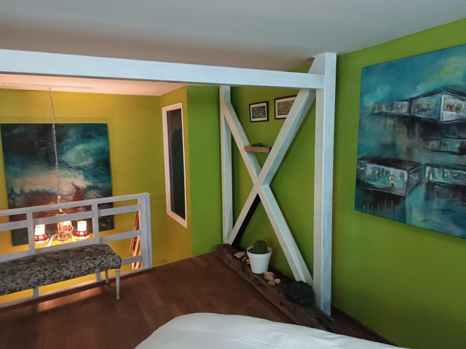 Bed, Photo of the whole room