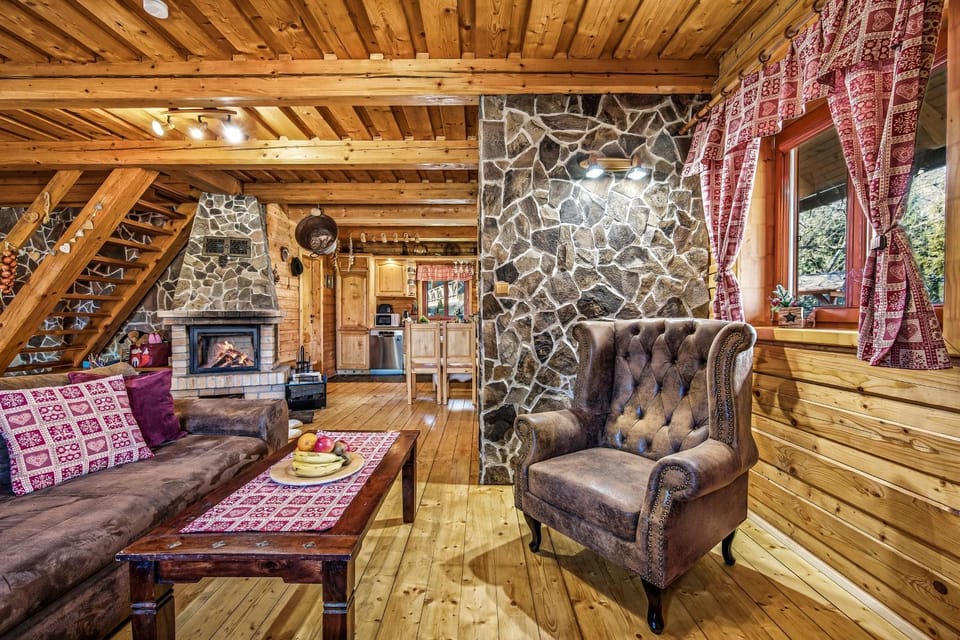 Living room, fireplace
