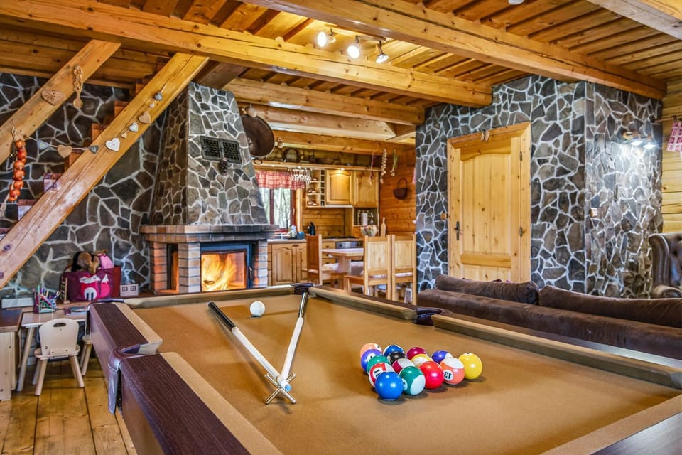 Billiard, Living room, fireplace