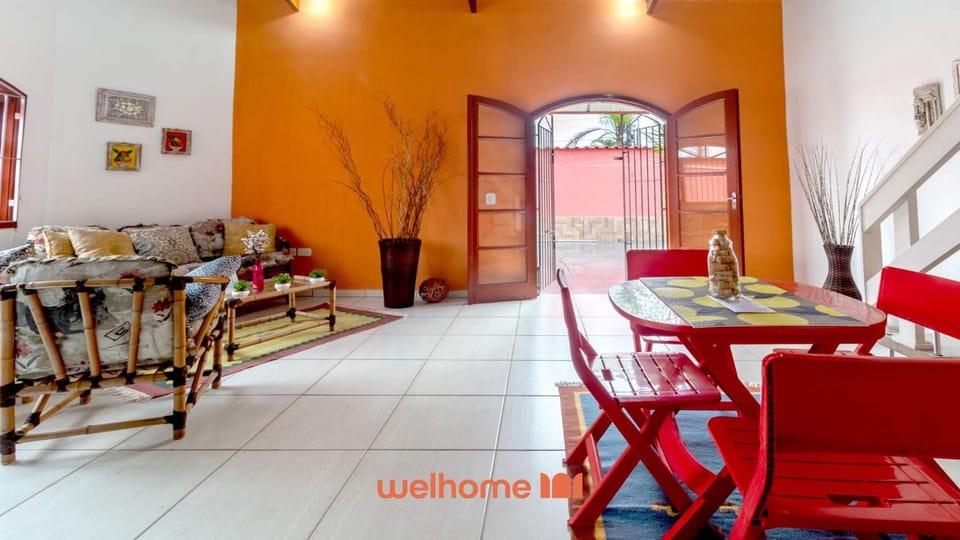 Espaço incrível à 7 minutos a pé da praia em Itanhaém House in Itanhaém
