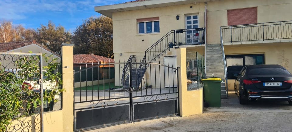Property building, Parking