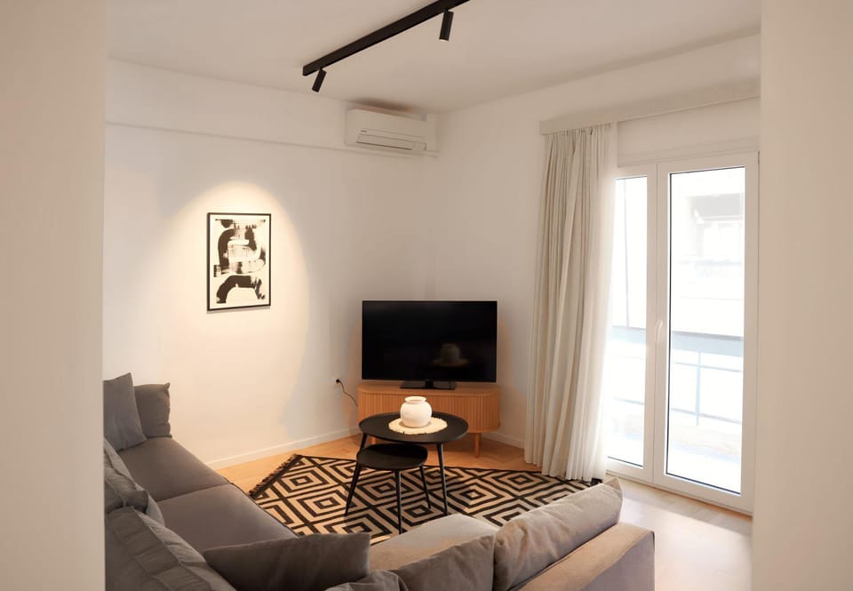 TV and multimedia, Living room, air conditioner