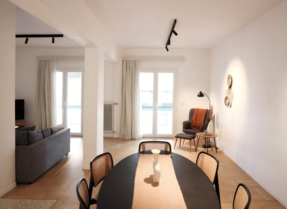 Living room, Dining area