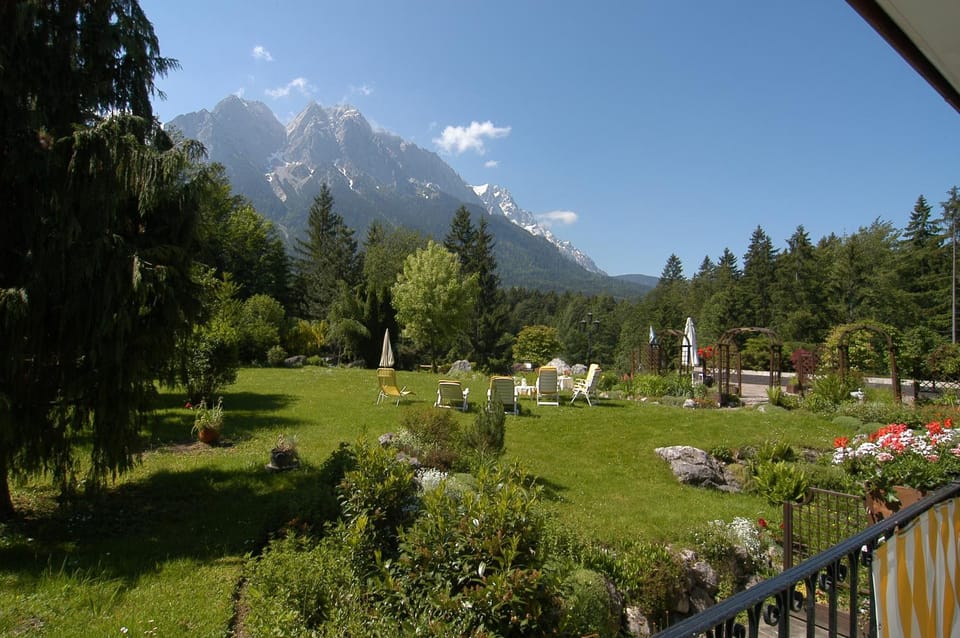 BBQ facilities, Garden, Garden, Mountain view