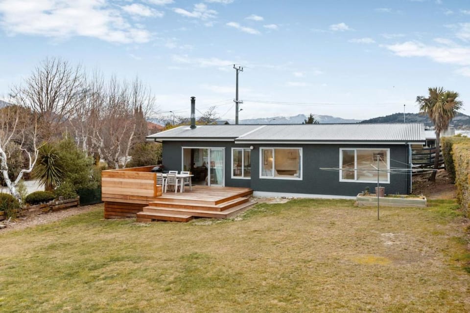 Property building, Patio, Seating area
