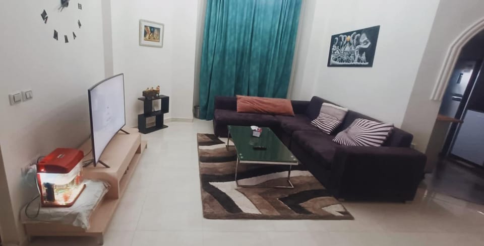 TV and multimedia, Living room, Seating area, air conditioner, air conditioner
