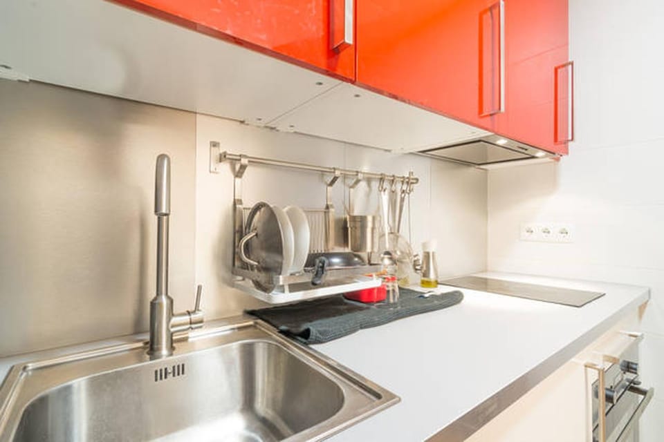 Kitchen or kitchenette, kitchen