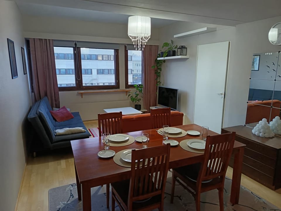 Living room, Dining area