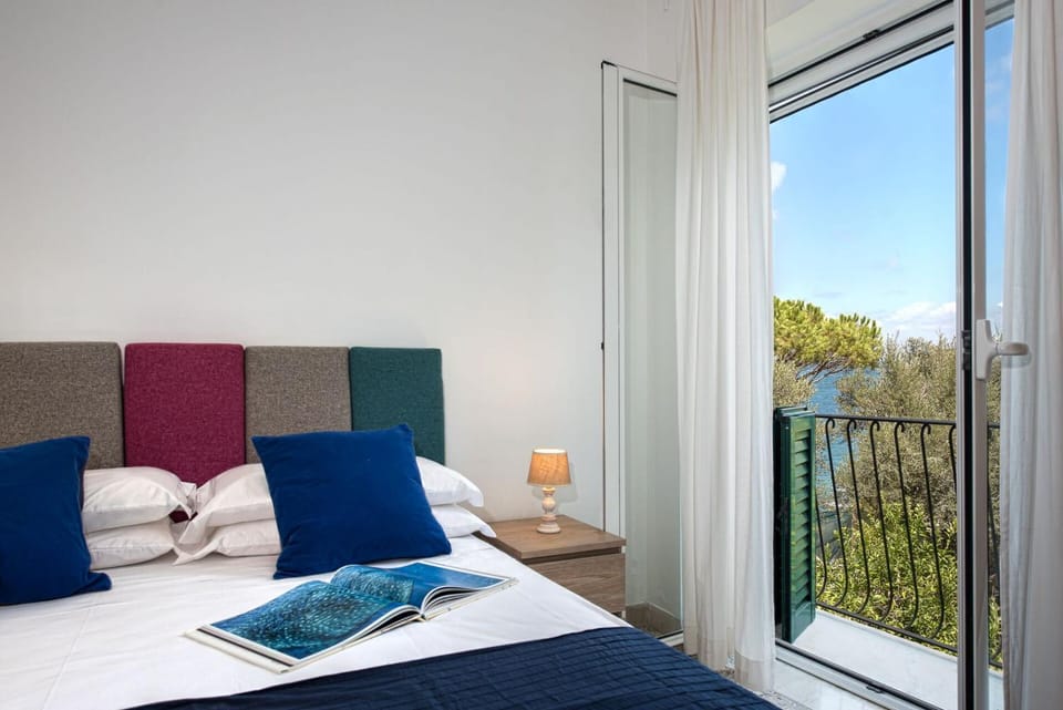 Spring, Winter, Summer, Bedroom, Autumn