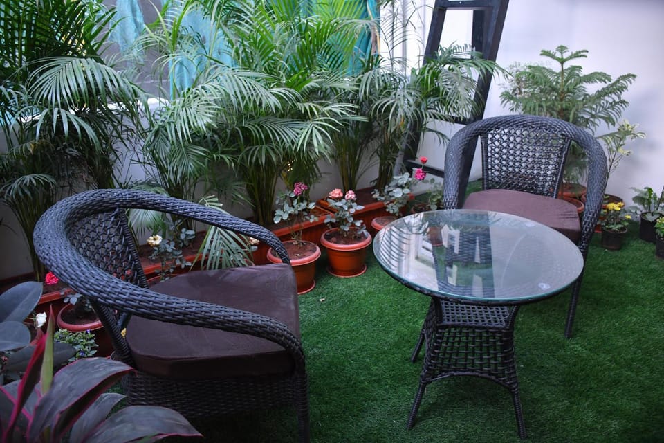 LuxuryHouse-3BR-Free Car & Driver-Balcony-WiFi House in Hyderabad