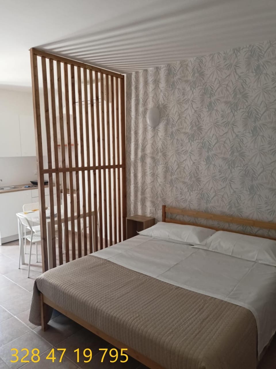 Bed, Photo of the whole room