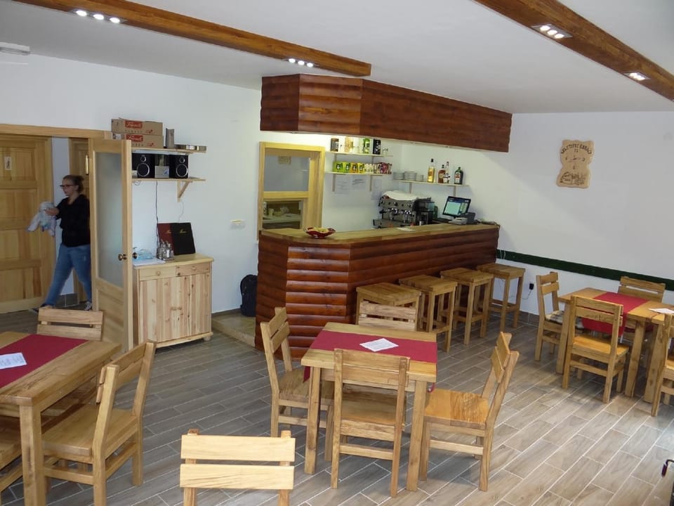 House and rooms Izletiste Konaci Apartment in Croatia