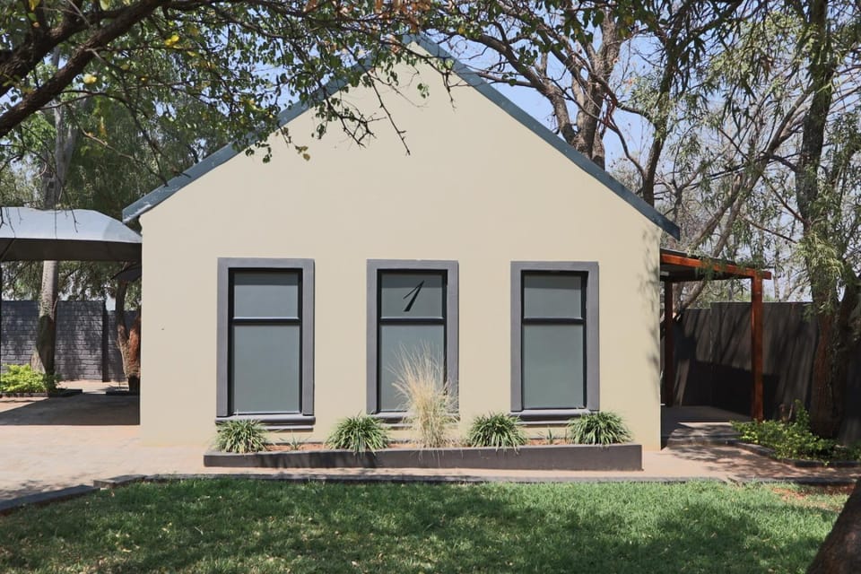 Febe-Mari Guesthouse Bed and Breakfast in North West, South Africa
