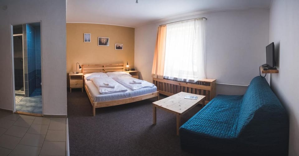 Shower, Bathroom, Bedroom
