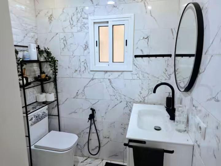 Alojamiento Entero Moderno En Barcelona Terrassa Apartment in Terrassa