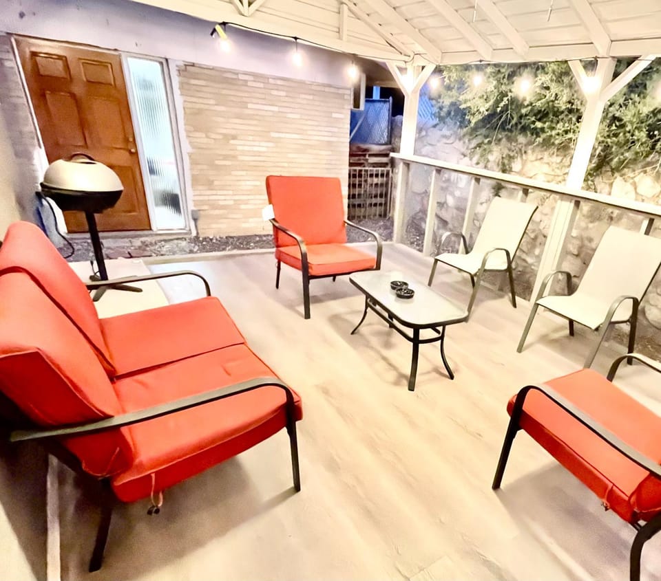 Balcony/Terrace, Seating area