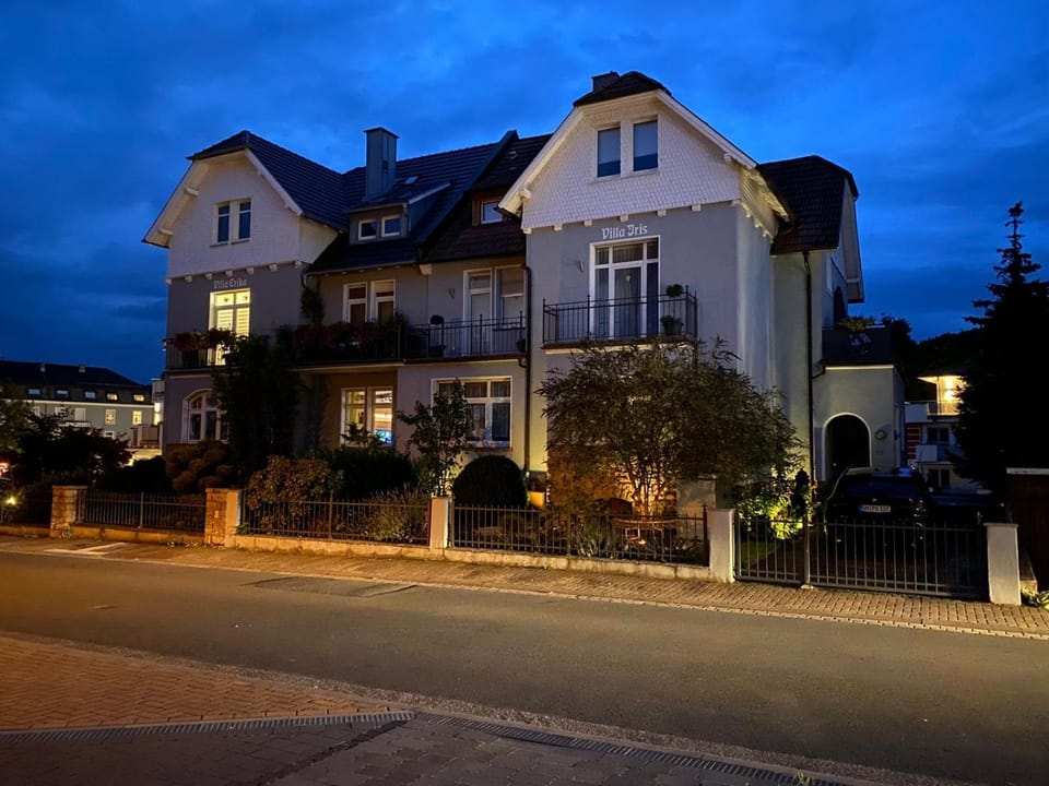 Property building, Night