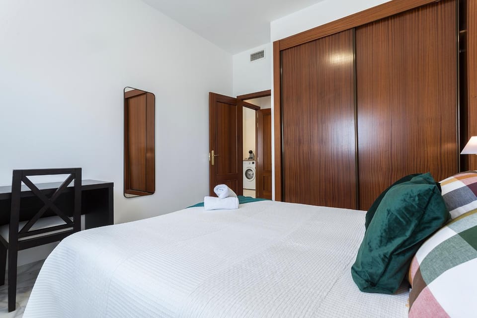Bed, Bedroom, wardrobe